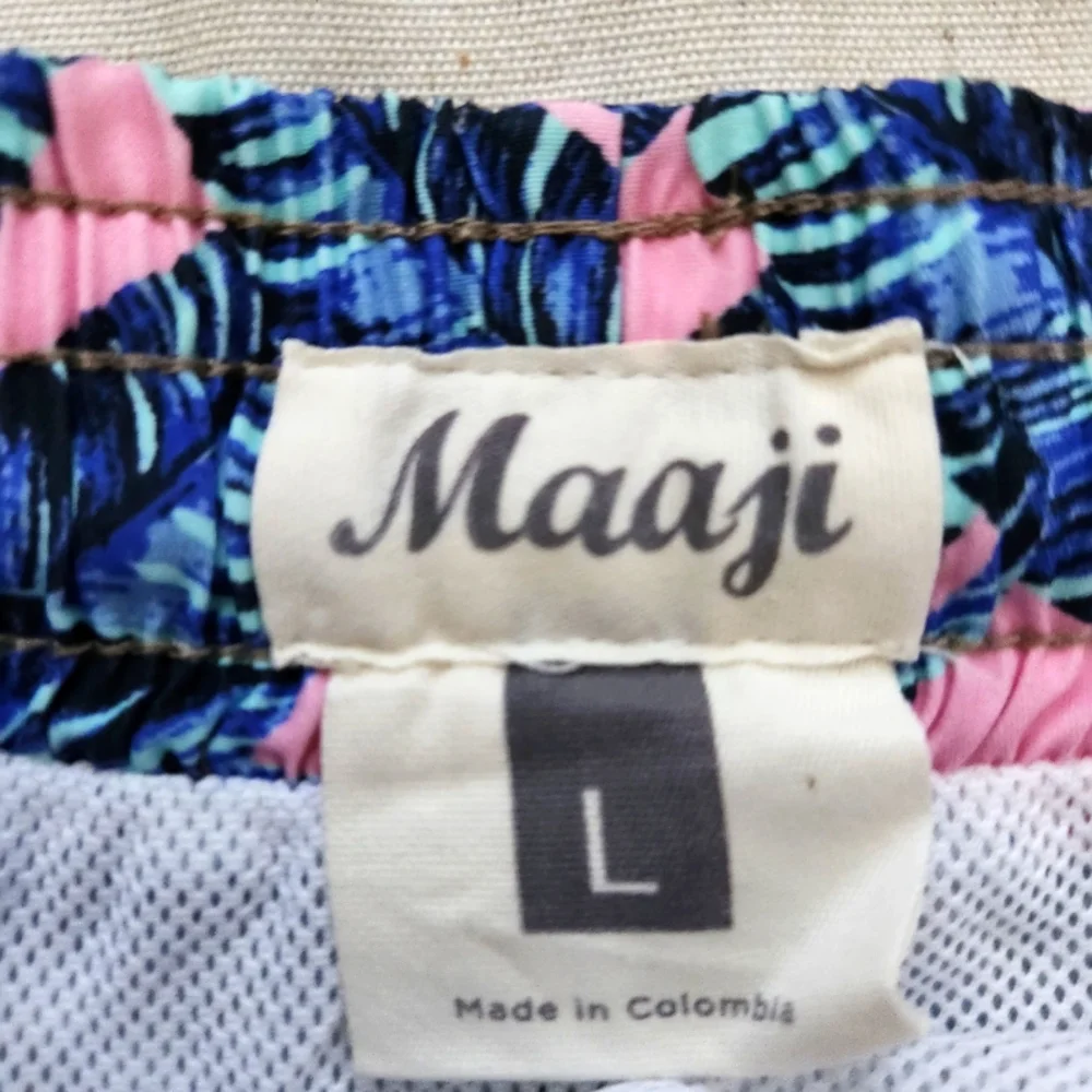 Maaji Mens Sz Large Swim Shorts‎ EUC